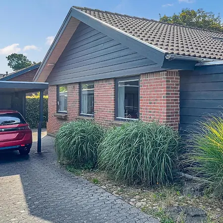 Сasa de vacaciones In Esbjerg V With Wifi Ådal